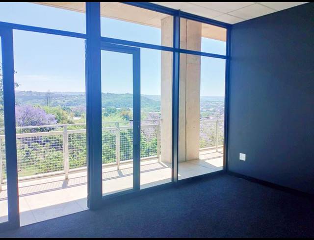 OFFICE PROPERTY TO RENT IN TOWN HILL